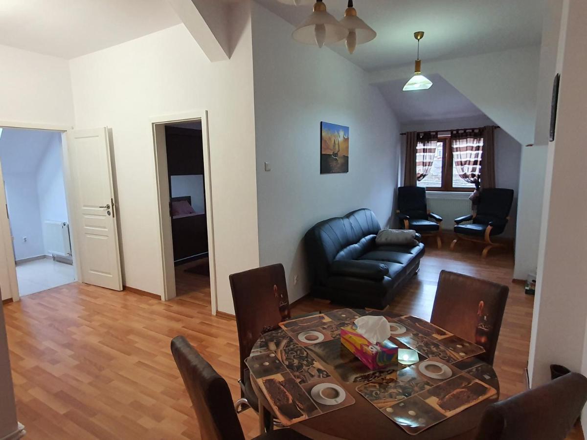 Diane'S Apartament Сібіу Екстер'єр фото
