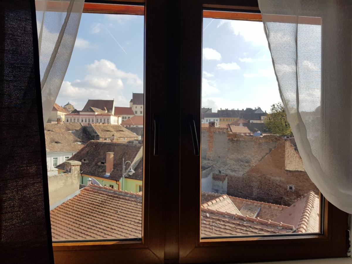 Diane'S Apartament Сібіу Екстер'єр фото