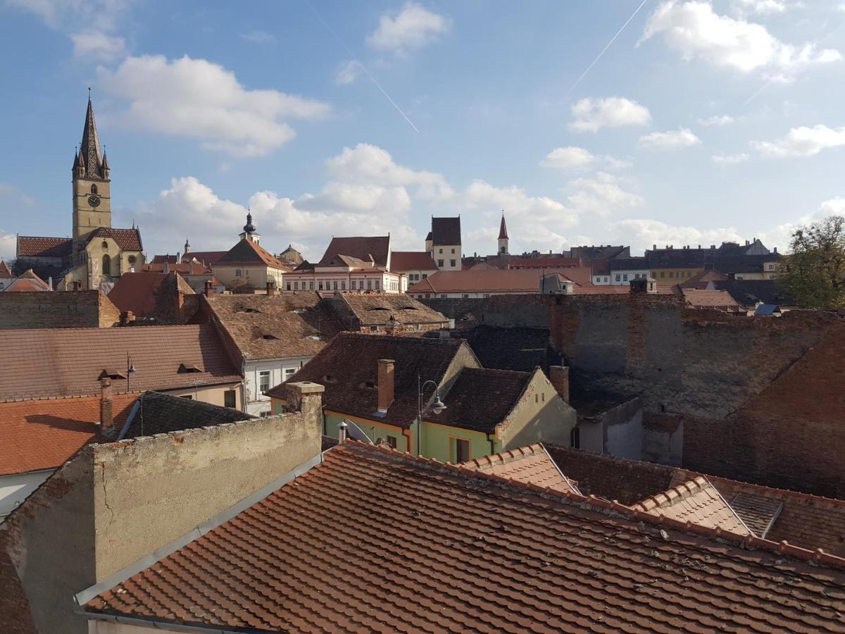 Diane'S Apartament Сібіу Екстер'єр фото