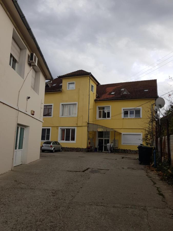 Diane'S Apartament Сібіу Екстер'єр фото